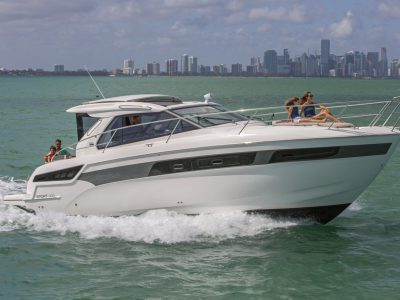 Luxury Fast Cruiser in Biscayne Bay