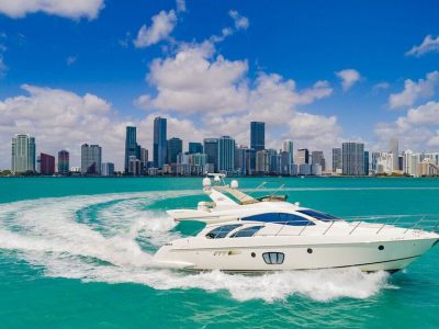 Classy & Comfortable – 55′ Azimut Yacht in Miami